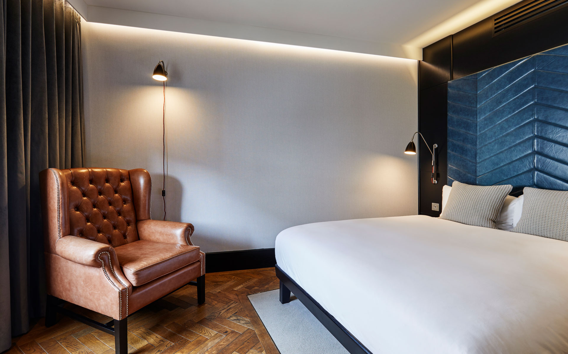 Cosy bed with armchair