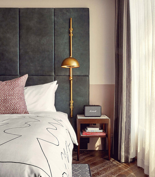 Marshall radio beside the bed in Chicago hotel room