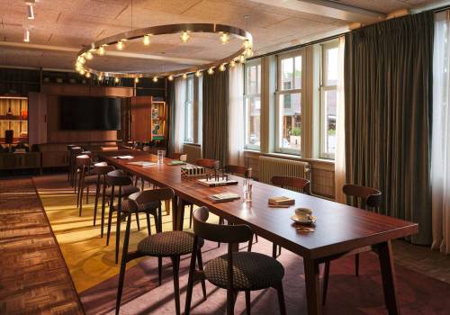 Drawing room at Hoxton Lloyd set up for a meeting