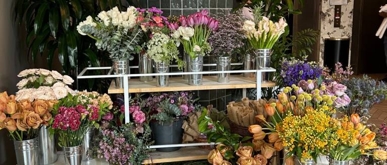 Mother's Day Flower Bar at The Hoxton, DTLA | What's on