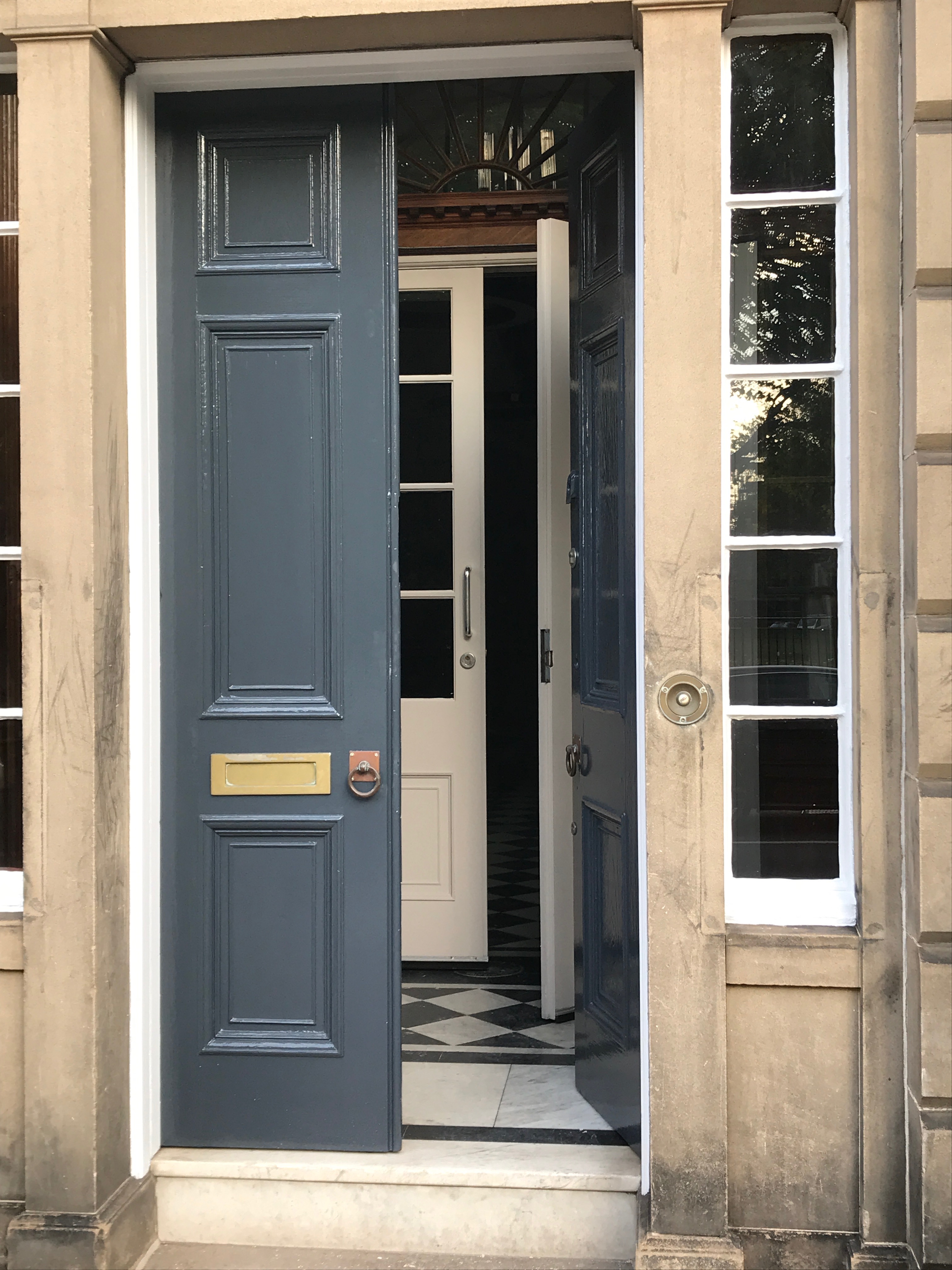 Edinburgh doorway
